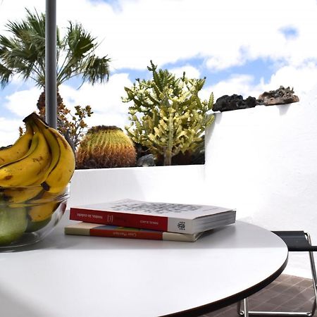 Vulcano Apartment Lanzarote Costa Teguise Exterior photo